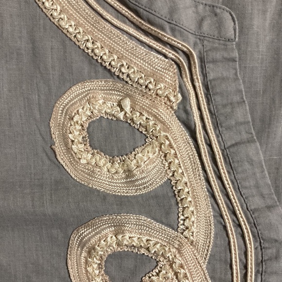 Avenue grey Embroidered button
down 3/4 sleeves blouse women's size 22/24 - Picture 9 of 12